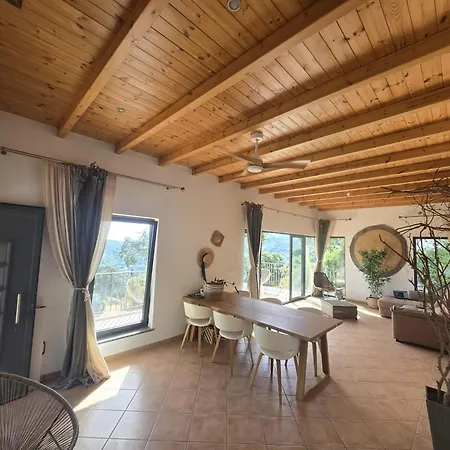 Forest House Oku Nave