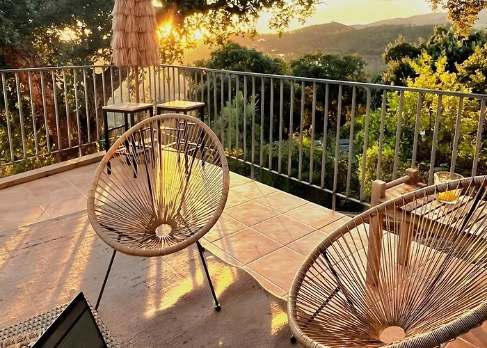 Forest House Oku Nave