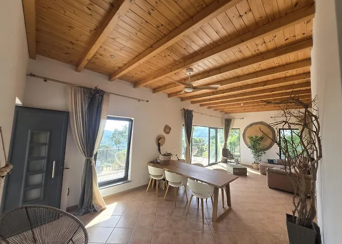 Forest House Oku Nave